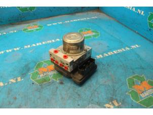 Gebruikte ABS Pomp Nissan Juke (F15) 1.6 16V Prijs € 157,50 Margeregeling aangeboden door Maresia Auto Recycling B.V.