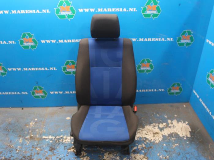 Seat, right Opel Agila