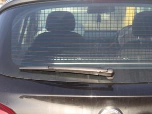 Gebruikte Ruitenwissermotor achter Opel Corsa E 1.3 CDTi 16V ecoFLEX Prijs € 18,90 Margeregeling aangeboden door Maresia Auto Recycling B.V.