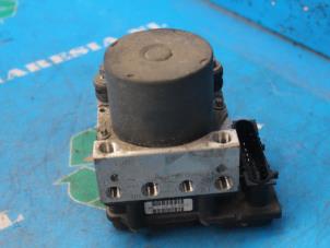 Gebruikte ABS Pomp Fiat Idea (350AX) 1.4 16V Prijs € 73,50 Margeregeling aangeboden door Maresia Auto Recycling B.V.