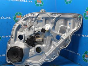 Gebruikte Raammechaniek 4Deurs rechts-achter Fiat Idea (350AX) 1.4 16V Prijs € 42,00 Margeregeling aangeboden door Maresia Auto Recycling B.V.