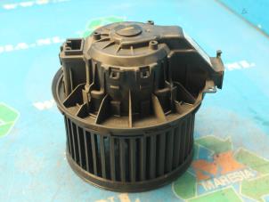 Gebruikte Aanjager Ford Fiesta 6 (JA8) 1.6 TDCi 16V 95 Prijs € 57,75 Margeregeling aangeboden door Maresia Auto Recycling B.V.