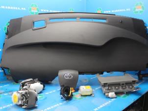 Gebruikte Module + Airbag Set Toyota Prius (ZVW3) 1.8 16V Prijs € 630,00 Margeregeling aangeboden door Maresia Auto Recycling B.V.