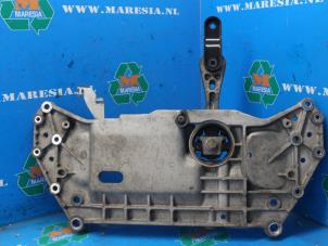 Gebruikte Subframe Skoda Octavia Combi (1Z5) 2.0 FSI 16V Prijs € 78,75 Margeregeling aangeboden door Maresia Auto Recycling B.V.