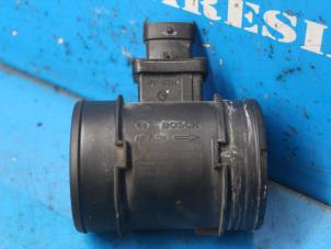 Gebruikte Luchthoeveelheidsmeter Suzuki Swift (ZA/ZC/ZD) 1.3 D 16V Prijs € 42,00 Margeregeling aangeboden door Maresia Auto Recycling B.V.