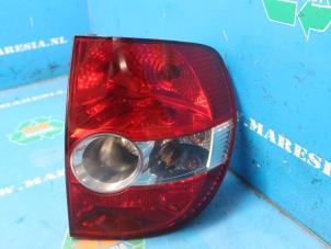 Gebruikte Achterlicht rechts Volkswagen Fox (5Z) 1.2 Prijs € 26,25 Margeregeling aangeboden door Maresia Auto Recycling B.V.