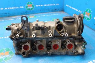 Gebruikte Cilinderkop Volkswagen Golf VI (5K1) 1.2 TSI BlueMotion Prijs € 367,50 Margeregeling aangeboden door Maresia Auto Recycling B.V.
