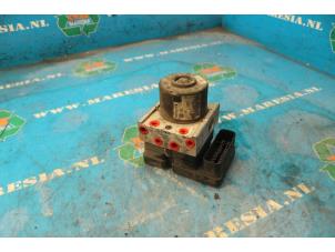 Gebruikte ABS Pomp Volkswagen Caddy III (2KA,2KH,2CA,2CH) 1.9 TDI Prijs € 52,50 Margeregeling aangeboden door Maresia Auto Recycling B.V.