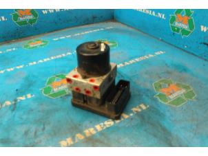 Gebruikte ABS Pomp Ford Focus 2 C+C 2.0 TDCi 16V Prijs € 157,50 Margeregeling aangeboden door Maresia Auto Recycling B.V.