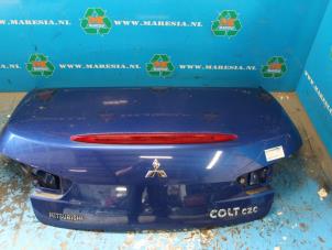 Gebruikte Kofferdeksel Mitsubishi Colt CZC 1.5 16V Prijs € 131,25 Margeregeling aangeboden door Maresia Auto Recycling B.V.