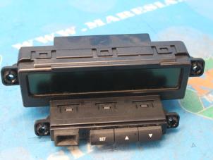 Gebruikte Display Interieur Kia Cee'd Sporty Wagon (EDF) 1.4 16V Prijs € 31,50 Margeregeling aangeboden door Maresia Auto Recycling B.V.