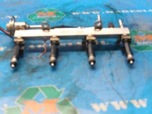 Gebruikte Injector brug Opel Mokka/Mokka X 1.4 Turbo 16V 4x2 Prijs € 105,00 Margeregeling aangeboden door Maresia Auto Recycling B.V.