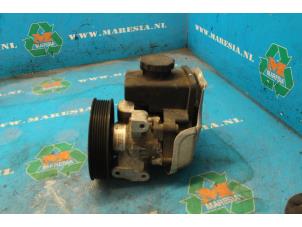 Gebruikte Pomp Servo Mercedes SLK (R171) 1.8 200 K 16V Prijs € 105,00 Margeregeling aangeboden door Maresia Auto Recycling B.V.
