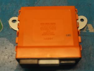 Gebruikte Deur module Lexus IS C (E2) 250 C 2.5 V6 24V Prijs € 115,50 Margeregeling aangeboden door Maresia Auto Recycling B.V.