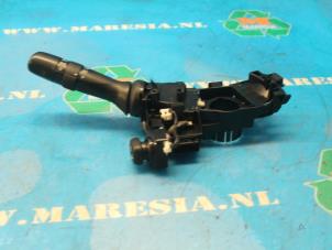 Gebruikte Licht Schakelaar Lexus IS C (E2) 250 C 2.5 V6 24V Prijs € 57,75 Margeregeling aangeboden door Maresia Auto Recycling B.V.