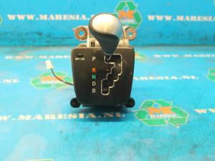 Gebruikte Versnellingspook Lexus RX (U3) 400h V6 24V VVT-i 4x4 Prijs € 157,50 Margeregeling aangeboden door Maresia Auto Recycling B.V.