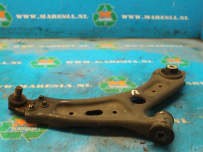 Front lower wishbone, right Jeep Renegade