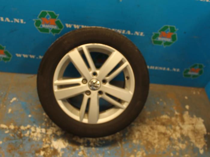 Wheel + tyre Volkswagen Jetta