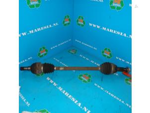 Gebruikte Steekas links-achter Chevrolet Captiva (C100) 2.4 16V 4x4 Prijs € 105,00 Margeregeling aangeboden door Maresia Auto Recycling B.V.