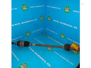 Gebruikte Steekas rechts-achter Chevrolet Captiva (C100) 2.4 16V 4x4 Prijs € 105,00 Margeregeling aangeboden door Maresia Auto Recycling B.V.