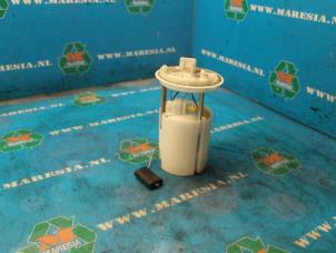 Gebruikte Tank element Pomp Opel Corsa E Prijs € 52,50 Margeregeling aangeboden door Maresia Auto Recycling B.V.
