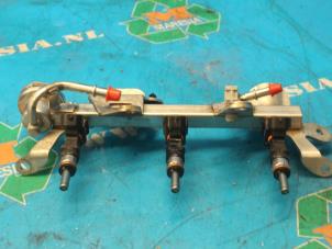 Gebruikte Common rail (Injectie) Renault Clio IV (5R) 0.9 Energy TCE 90 12V Prijs € 73,50 Margeregeling aangeboden door Maresia Auto Recycling B.V.