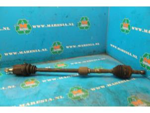 Gebruikte Steekas rechts-voor Kia Pro cee'd (EDB3) Prijs € 52,50 Margeregeling aangeboden door Maresia Auto Recycling B.V.