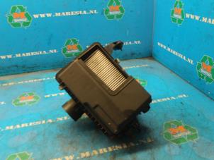 Gebruikte Luchtfilterhuis Nissan Qashqai (J11) 1.2 DIG-T 16V Prijs € 84,00 Margeregeling aangeboden door Maresia Auto Recycling B.V.