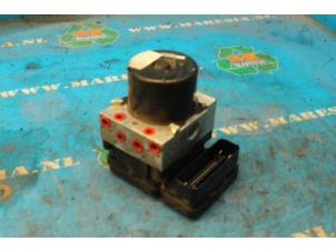 Gebruikte ABS Pomp Ford Focus 3 Wagon 1.6 Ti-VCT 16V 125 Prijs € 131,25 Margeregeling aangeboden door Maresia Auto Recycling B.V.