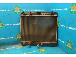 Gebruikte Radiateur Toyota Yaris II (P9) 1.0 12V VVT-i Prijs € 47,25 Margeregeling aangeboden door Maresia Auto Recycling B.V.