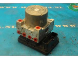 Gebruikte ABS Pomp Renault Trafic (1FL/2FL/3FL/4FL) 1.6 dCi 95 Prijs € 262,50 Margeregeling aangeboden door Maresia Auto Recycling B.V.