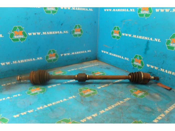 Front drive shaft, right Kia Carens
