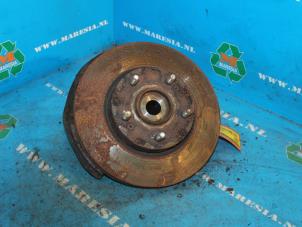 Gebruikte Asschenkel rechts-voor Hyundai Trajet 2.0 16V Prijs € 26,25 Margeregeling aangeboden door Maresia Auto Recycling B.V.