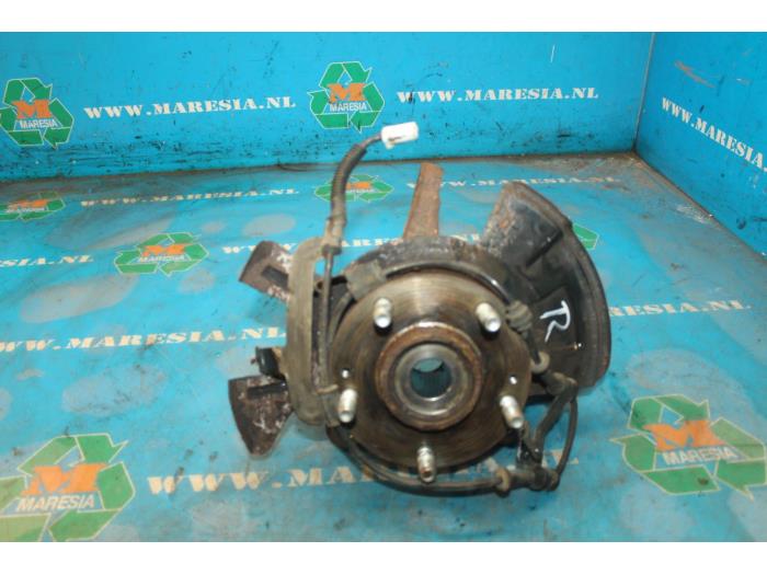 Knuckle, front right Hyundai IX20