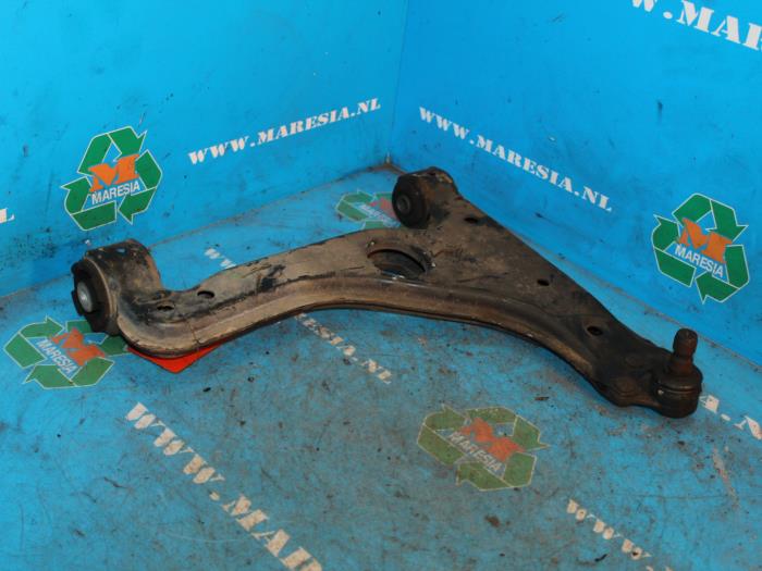 Front lower wishbone, right Opel Astra