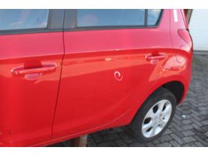Gebruikte Portier 4Deurs links-achter Hyundai i20 1.4i 16V Prijs € 157,50 Margeregeling aangeboden door Maresia Auto Recycling B.V.