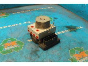 Gebruikte ABS Pomp Dacia Sandero II 1.2 16V Prijs € 157,50 Margeregeling aangeboden door Maresia Auto Recycling B.V.