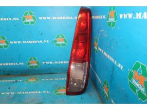 Gebruikte Achterlicht rechts Nissan X-Trail (T30) 2.5 16V 4x4 Prijs € 52,50 Margeregeling aangeboden door Maresia Auto Recycling B.V.