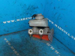 Gebruikte Hoofdremcilinder Opel Corsa B (73/78/79) 1.6i 16V Sport,GSi Prijs € 42,00 Margeregeling aangeboden door Maresia Auto Recycling B.V.