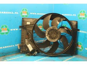 Gebruikte Koelvin Mercedes C Sportcoupé (C203) 1.8 C-180K 16V Prijs € 78,75 Margeregeling aangeboden door Maresia Auto Recycling B.V.