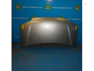 Gebruikte Motorkap Hyundai H-1/Starex Travel 2.5 TD Prijs € 84,00 Margeregeling aangeboden door Maresia Auto Recycling B.V.