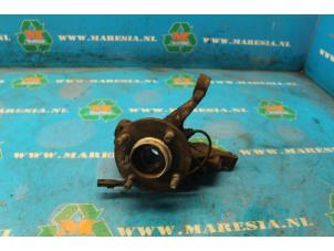 Gebruikte Asschenkel rechts-voor Ford Fiesta 6 (JA8) Prijs € 52,50 Margeregeling aangeboden door Maresia Auto Recycling B.V.