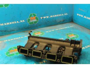 Gebruikte Spruitstuk Inlaat Renault Megane III Coupe (DZ) 1.2 16V TCE 115 Prijs € 73,50 Margeregeling aangeboden door Maresia Auto Recycling B.V.