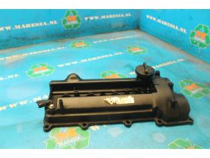 Gebruikte Kleppendeksel Hyundai i10 (B5) 1.2 16V Prijs € 47,25 Margeregeling aangeboden door Maresia Auto Recycling B.V.