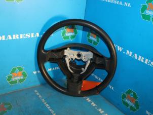 Gebruikte Stuurwiel Daihatsu Cuore (L251/271/276) 1.0 12V DVVT Prijs € 47,25 Margeregeling aangeboden door Maresia Auto Recycling B.V.
