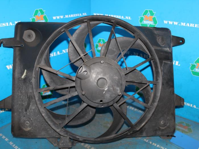 Cooling fans - a9a5744c-8af4-4ce1-8bbc-3403a707f3d5.jpg