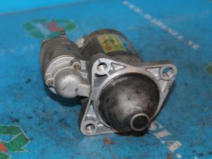 Gebruikte Startmotor Kia Sportage (K0) 2.0 16V 4x4 Prijs € 47,25 Margeregeling aangeboden door Maresia Auto Recycling B.V.