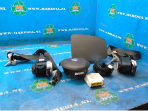 Gebruikte Module + Airbag Set Suzuki Celerio (LF) 1.0 12V Dualjet Prijs € 630,00 Margeregeling aangeboden door Maresia Auto Recycling B.V.