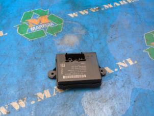 Gebruikte Deur module Ford Focus 3 Wagon 1.6 Ti-VCT 16V 125 Prijs € 36,75 Margeregeling aangeboden door Maresia Auto Recycling B.V.