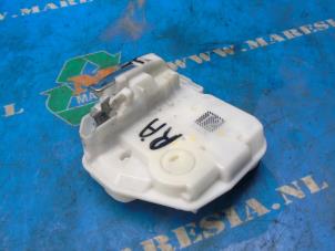 Gebruikte Deurslot Mechaniek 4Deurs rechts-achter Mitsubishi Space Star (A0) 1.2 12V Prijs € 52,50 Margeregeling aangeboden door Maresia Auto Recycling B.V.